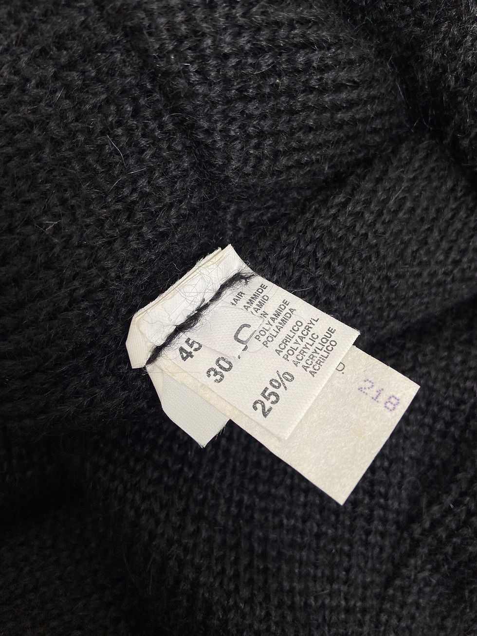 Thumbnail: MARTIN MARGIELA AW 1990