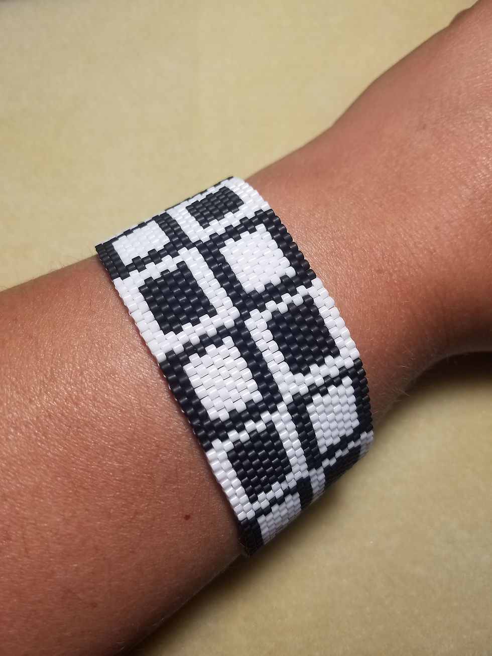 Thumbnail: Black & White Squares