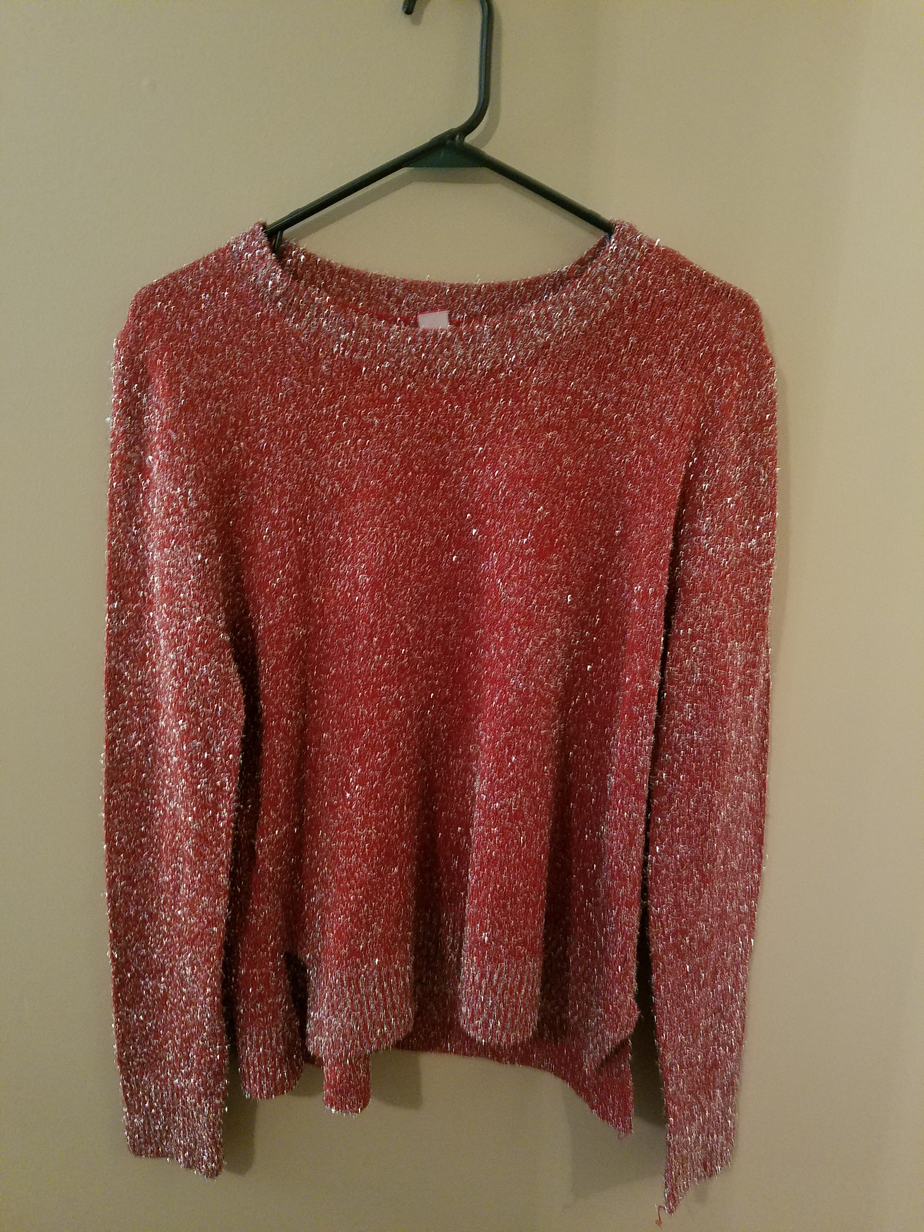 No Boundaries Women's XL (15-17) Red/Silver Sweater