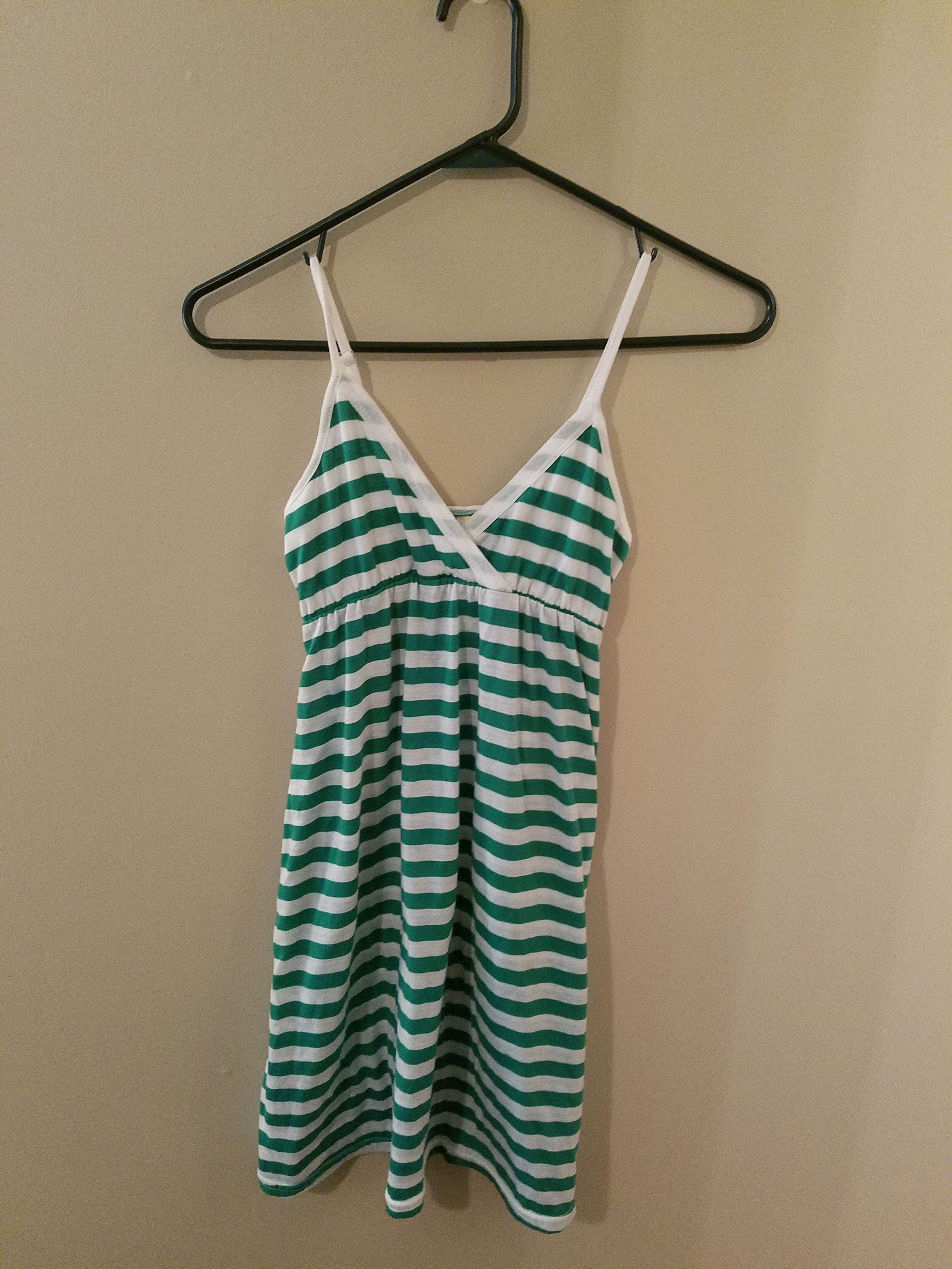 Vintage Girl Women's Small Green and White Tank Top
