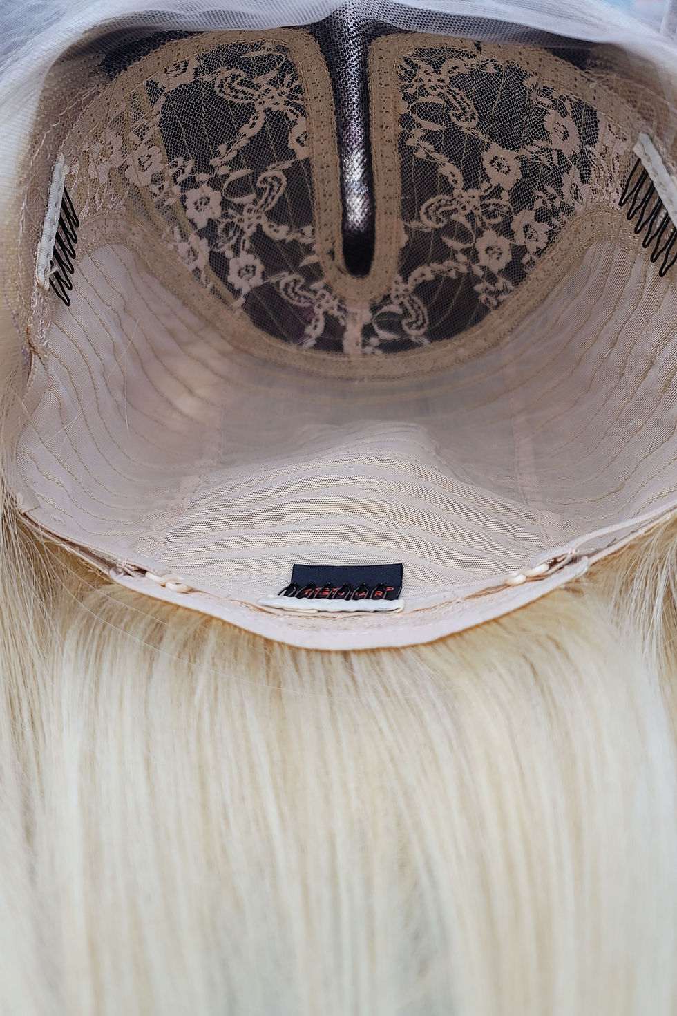 Thumbnail: Iliya.co 100% Unprocessed Virgin Hair 12" Blunt Bob T/613
