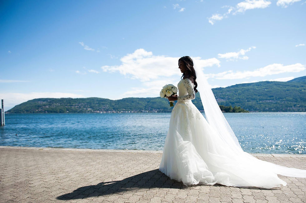 2. Wedding photo shoot Pallanza lakefront - Lake Maggiore.jpg