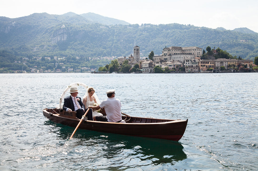 3. Rowing boat for the bride on Lake Orta San Giulio.jpg