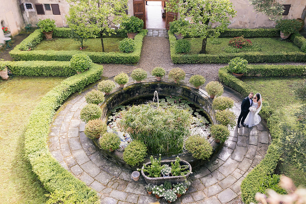 The welcome courtyard at Villa Medicea di Lilliano