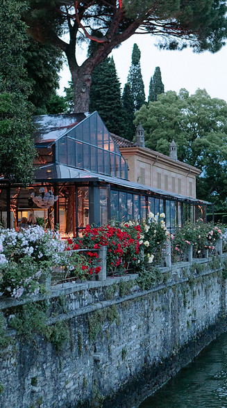 Luxury Glasshouse Rental in Italy