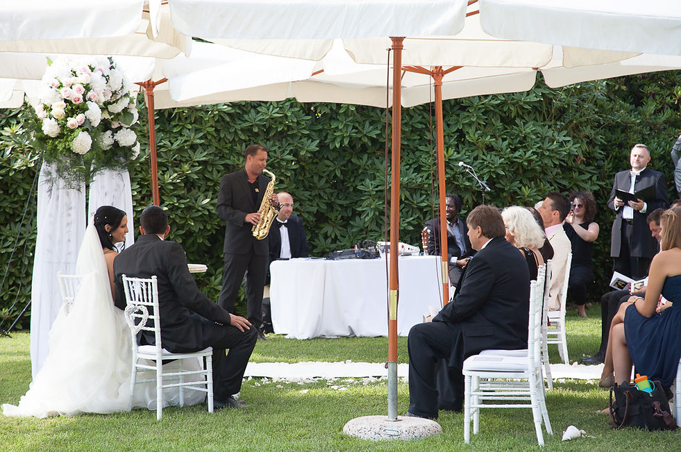 4. Saxophonist for the wedding ceremony on Lake Maggiore.JPG