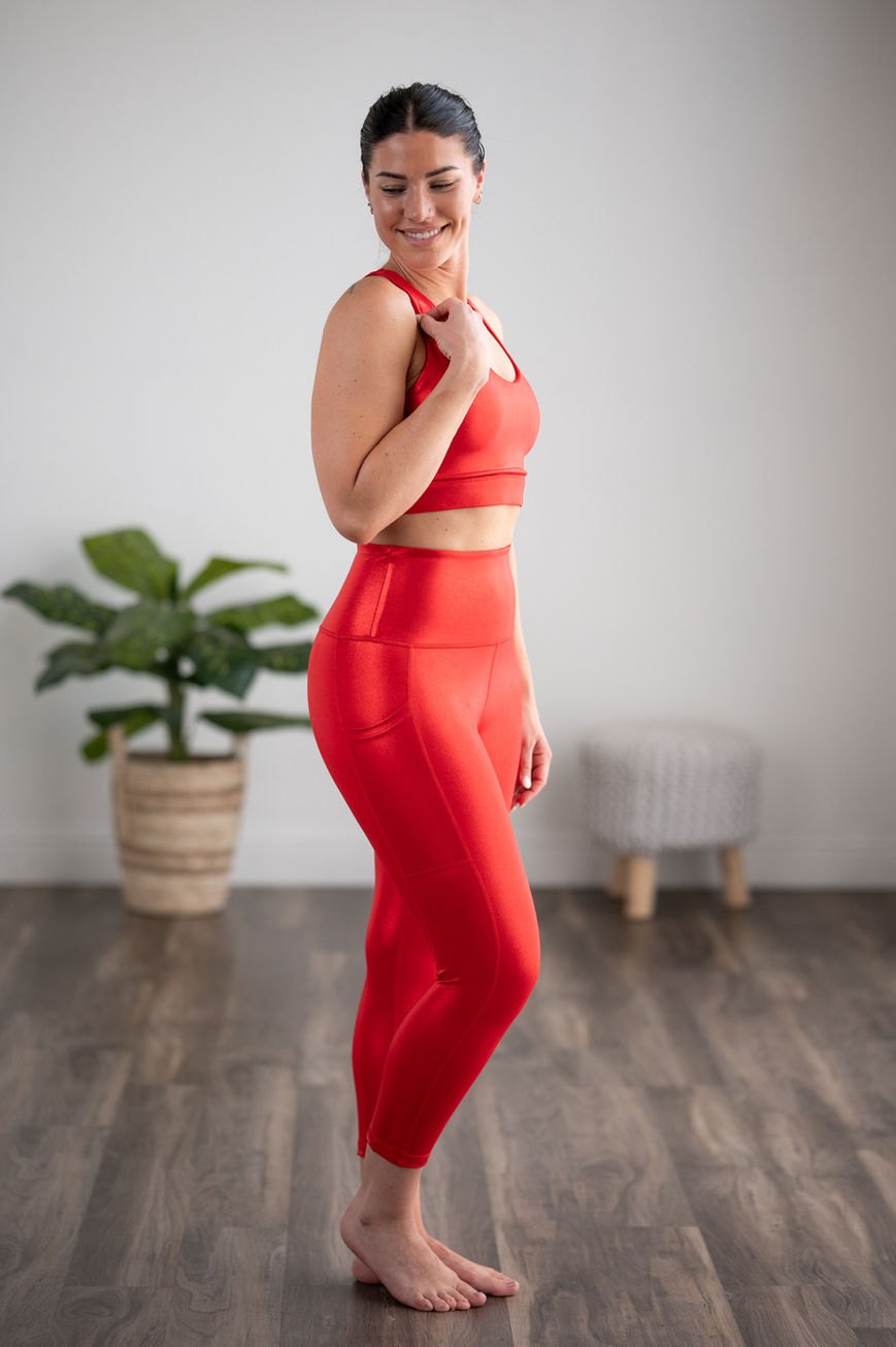 (Crop) Slimming Red Metallic side view