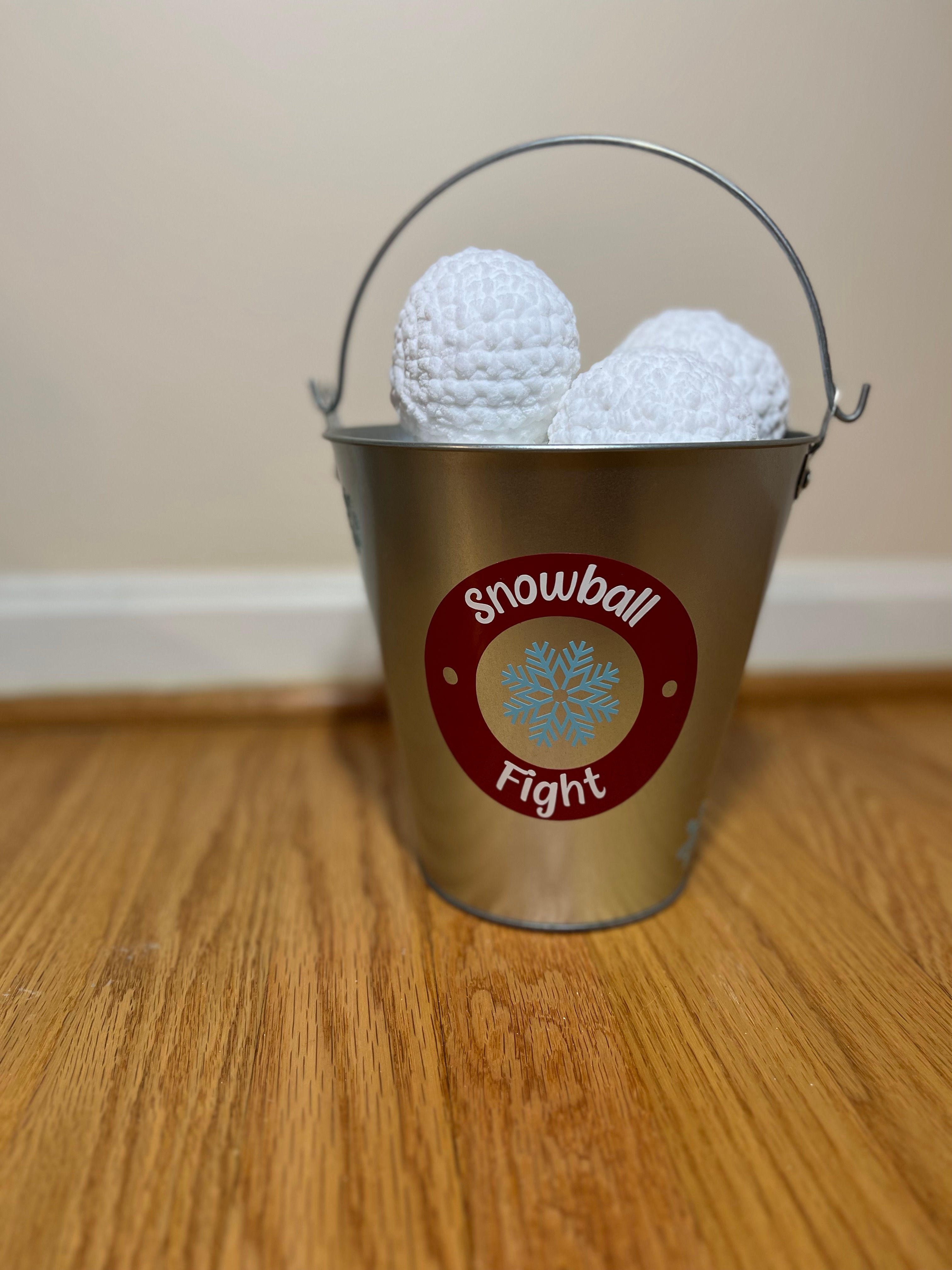 Snowball Fight Kit