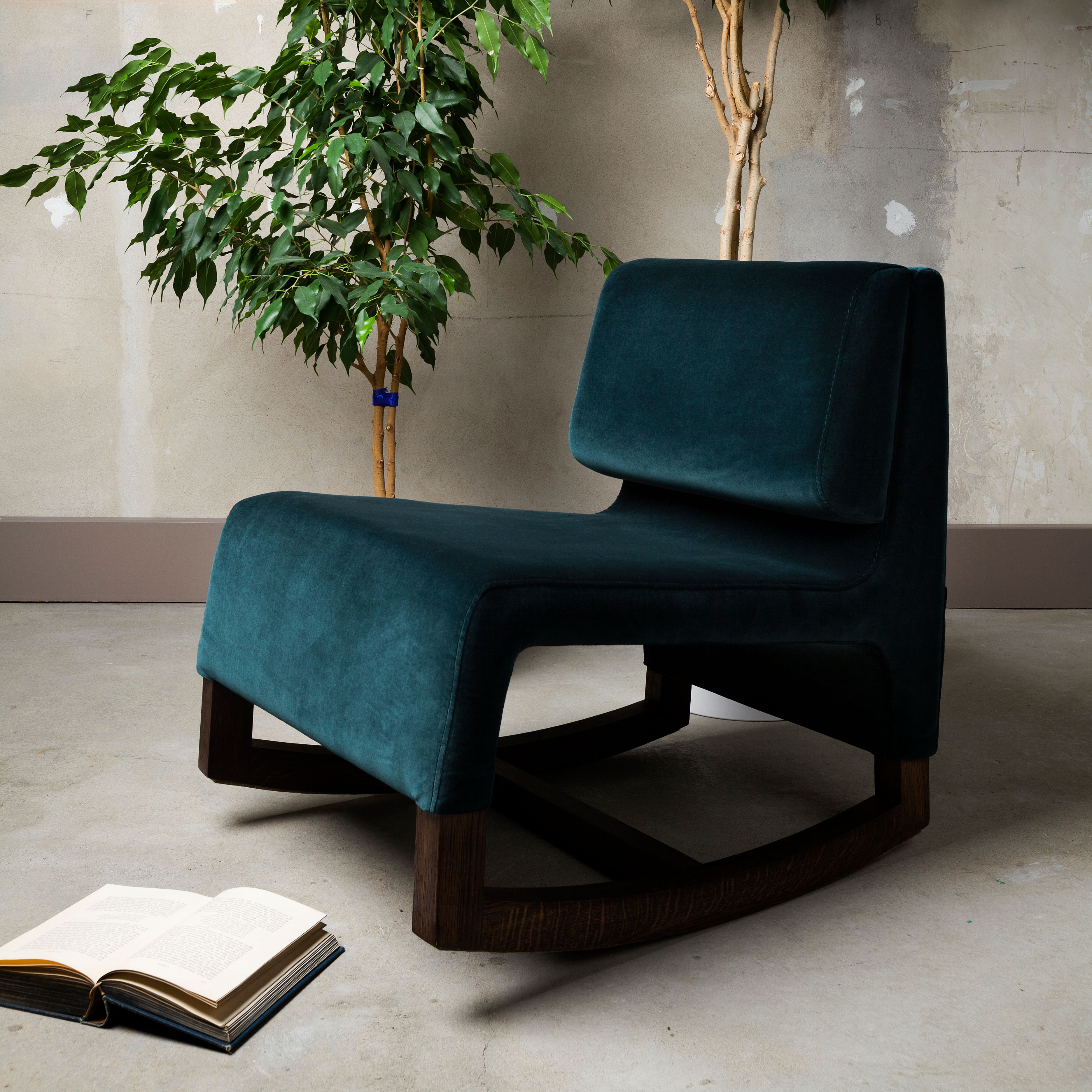 YOKO rocking chair by STUDIO Ziben