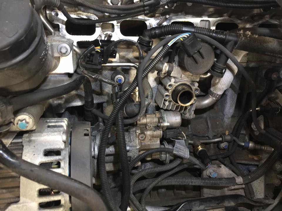 Replacing the HP fuel pump