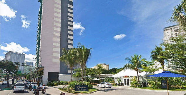 Lincoln at IPI Center (2)_edited.jpg