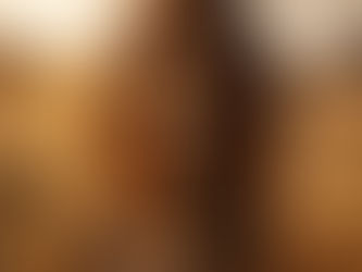 Sobrevivência e Mistério: A Força Inquebrantável da Mulher Himba no Deserto da Namíbia