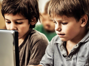 Protecting kids online battles constitutional questions