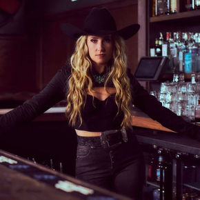 The Nash New Artist Interview: Amanda Kate