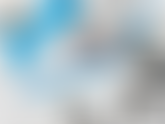 一份VHIS自願醫保計劃的保單文件和聽診器，象徵利用VHIS為自己規劃退休醫療保險。