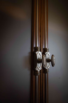 Cabinet hardware