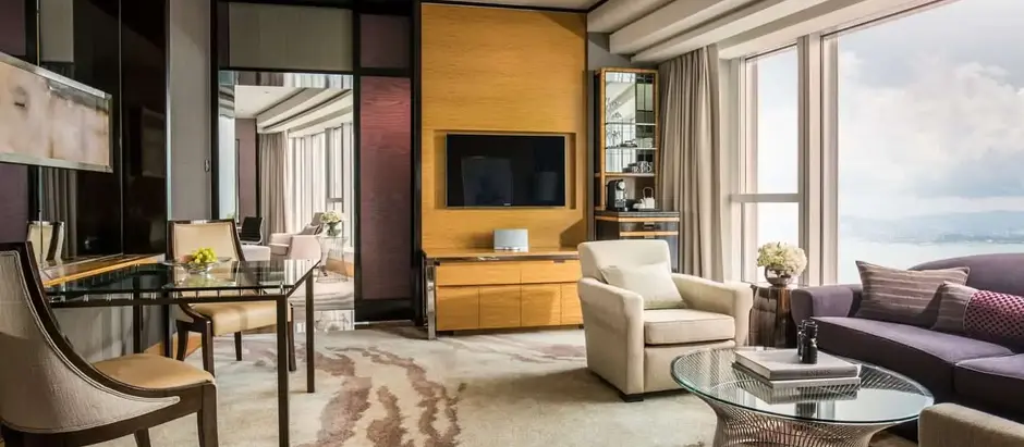 Four Seasons Hotel - Hong Kong