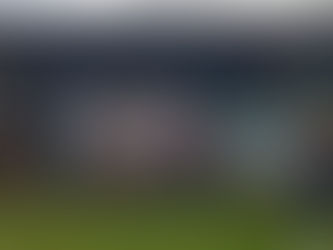 Presidente Alvarado promete reconstrucción de deteriorada escuela en Pococí 