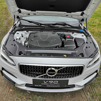 Volvo V90 Cross Country Pro