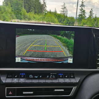 Toyota Camry Hybrid (XV80)