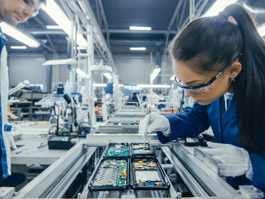Kyndryl: Top 11 tech trends shaping energy, telecom and manufacturing in 2025