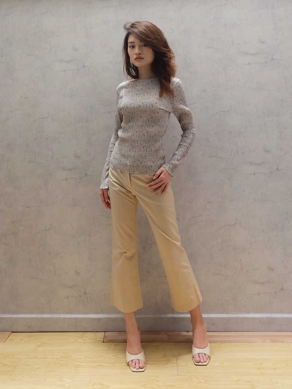 Hình thu nhỏ: LONG SLEEVE TOP