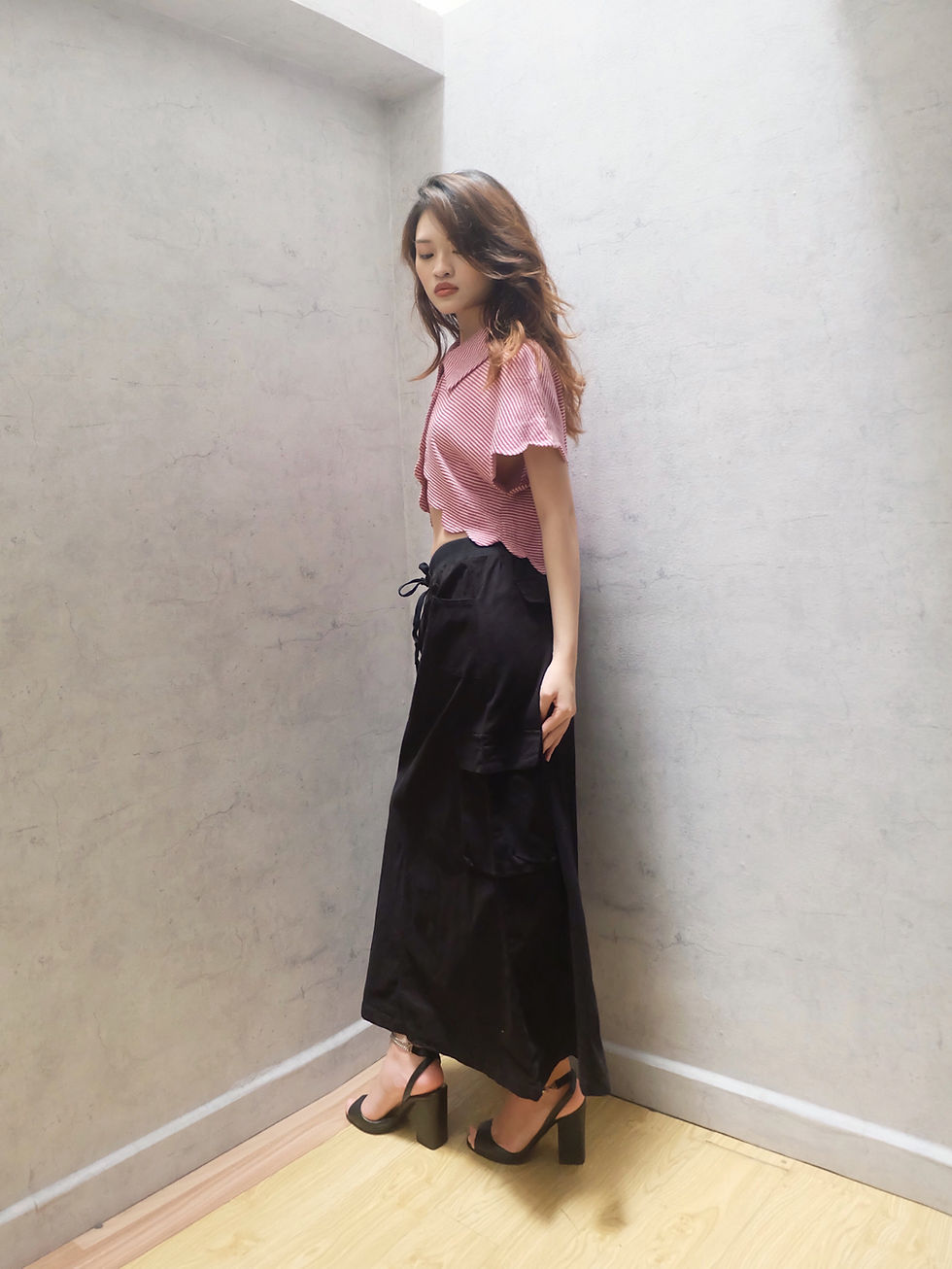 Hình thu nhỏ: A LINE SKIRT