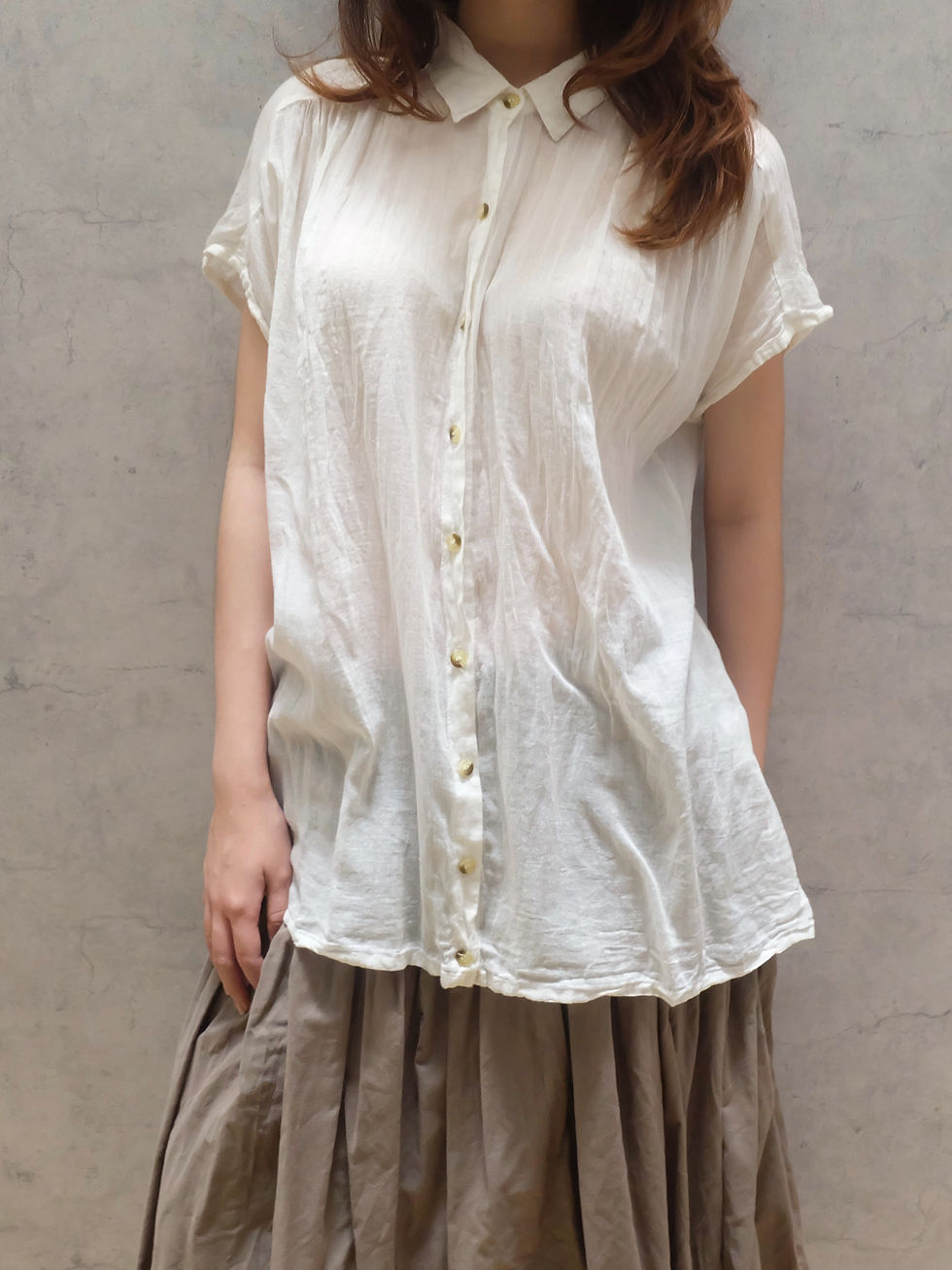 Hình thu nhỏ: DOLMAN SLEEVE SHIRT