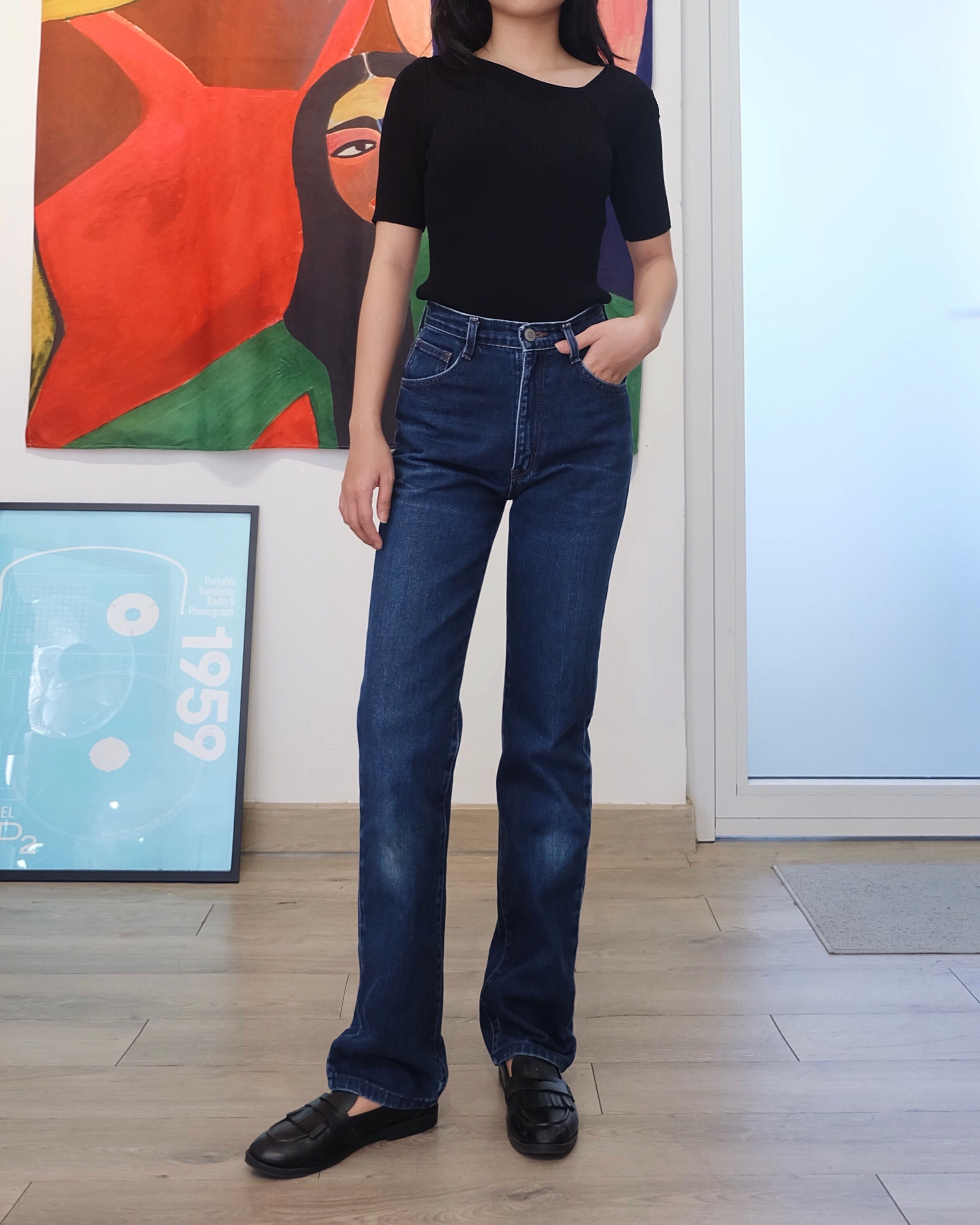 STRAIGHT JEANS