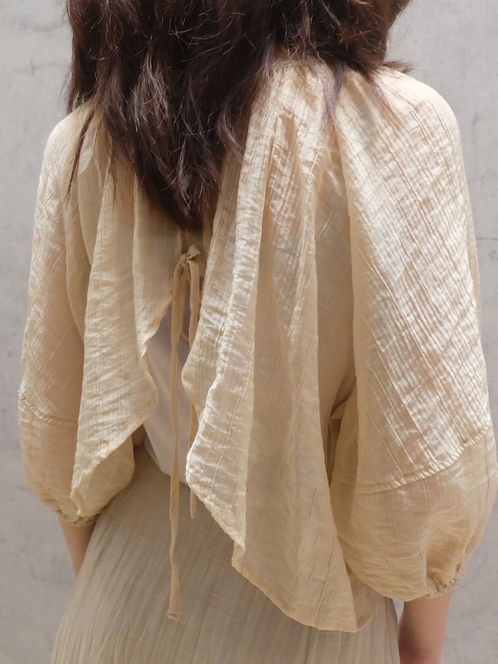 Hình thu nhỏ: PUFF SLEEVE TOP