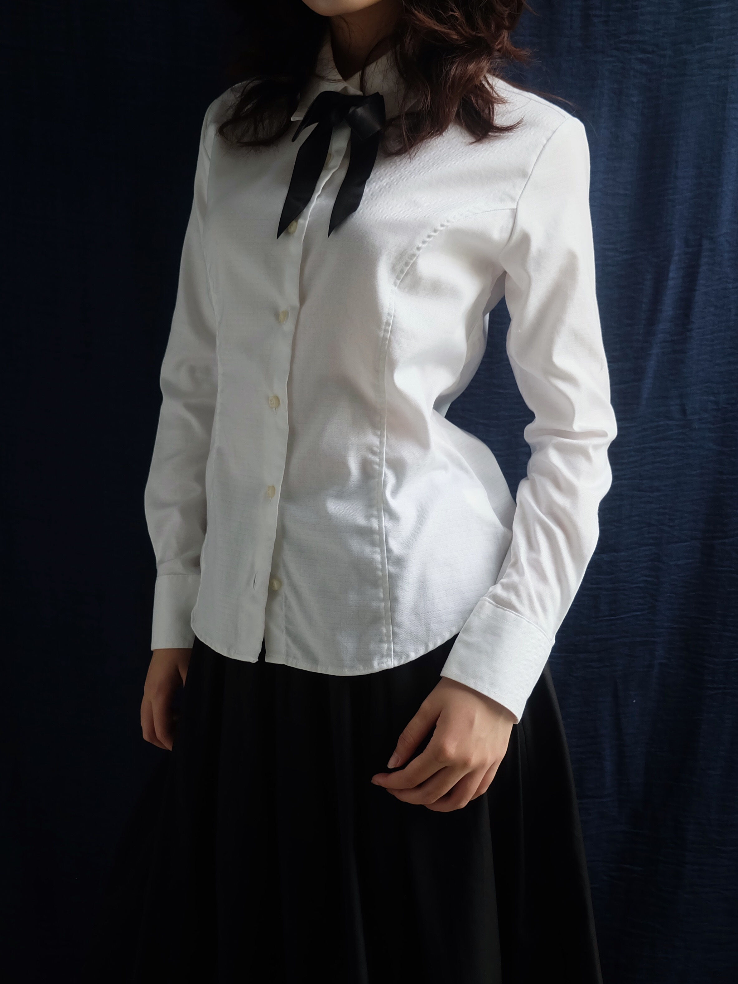 BUTTON UP SHIRT
