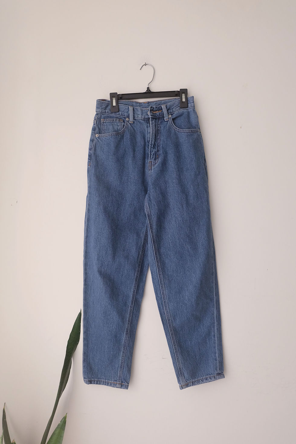 Hình thu nhỏ: MOM JEANS