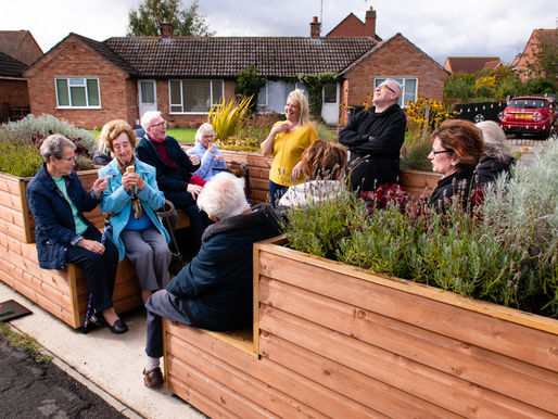 The Friendly Bench® – An Escape from Loneliness
