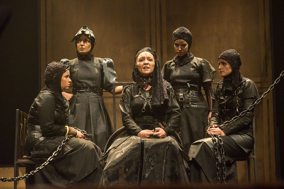 A Casa de Bernarda Alma - Foto: Layza Vasconcelos