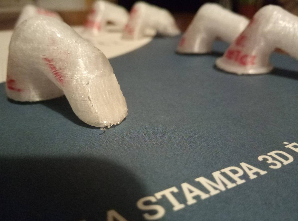 dita-in-petg-per-statua.jpeg