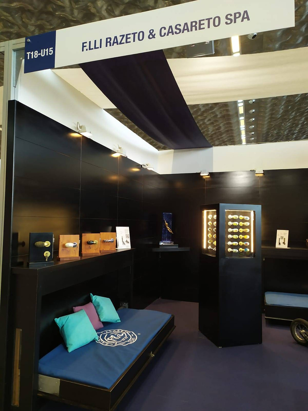 astrati tuffatrice salone di genova2