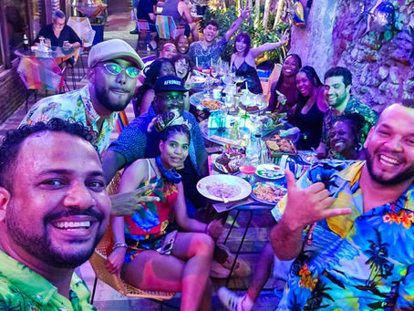 TRAVEL WITH COMMUNITY