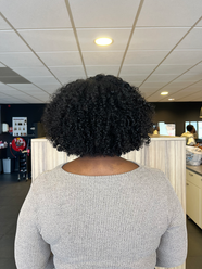 Type 4 krullen na behandeling bij krullenkapper Curly-Girl Rotterdam