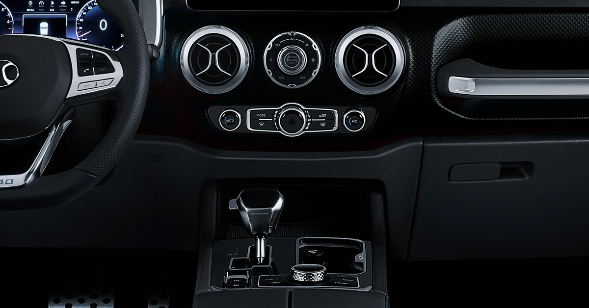 interiorBJ40.webp