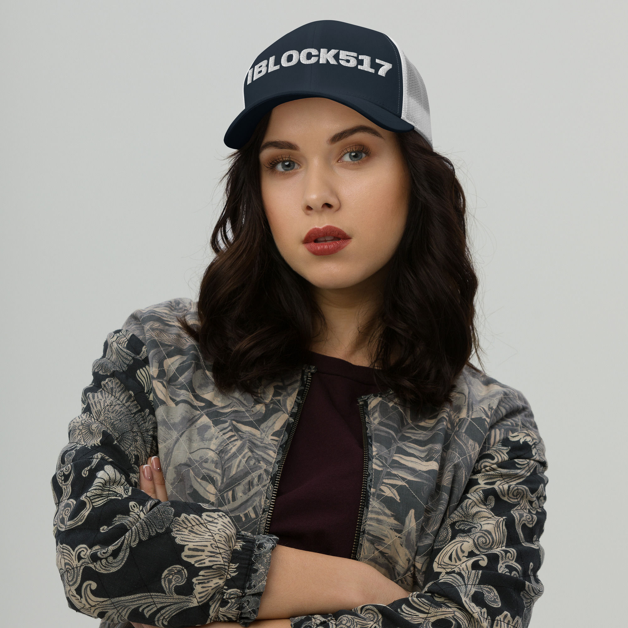 IBLOCK517 Trucker Cap