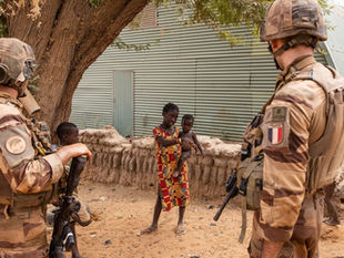 Sahel : quel bilan pour les opérations Serval et Barkhane ? 