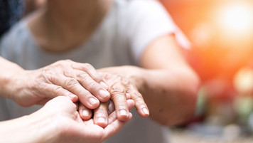 רעד ראשוני Essential Tremor