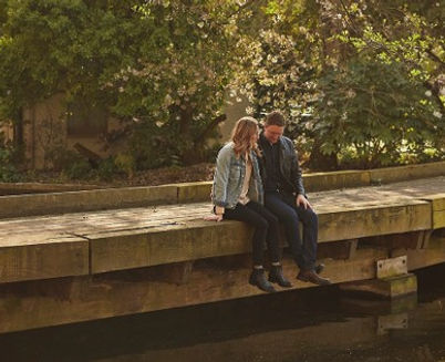 couple talking on ledge.jpg