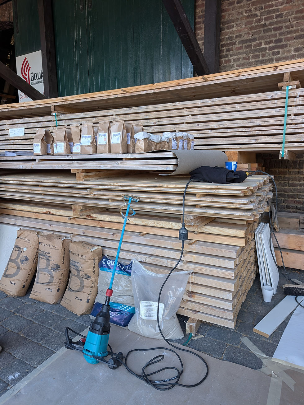 Material und Werkzeug