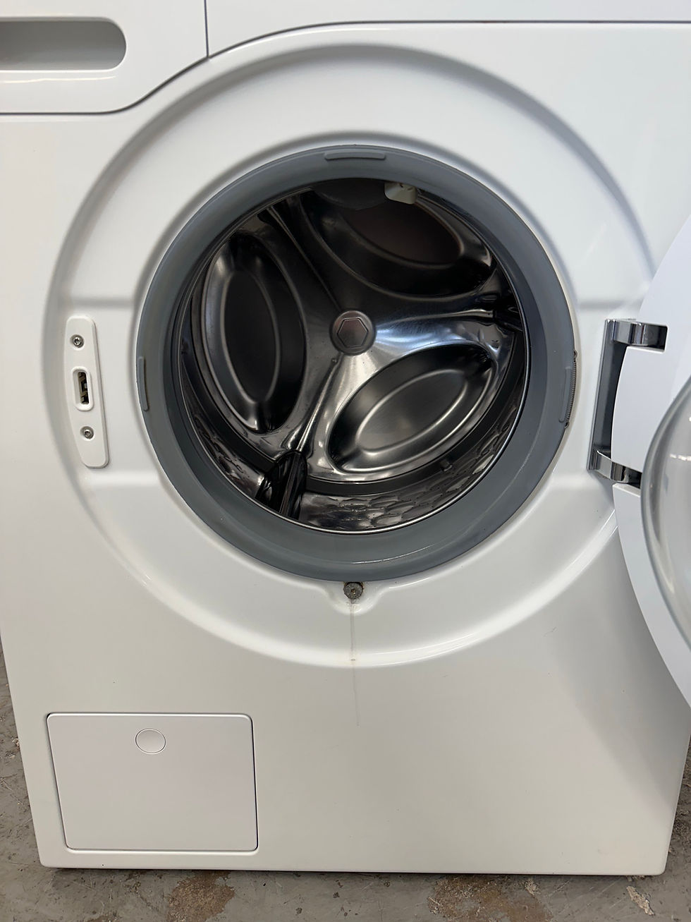 Thumbnail: (219) Miele 8kg 1400 Spin Washing Machine - WKB120
