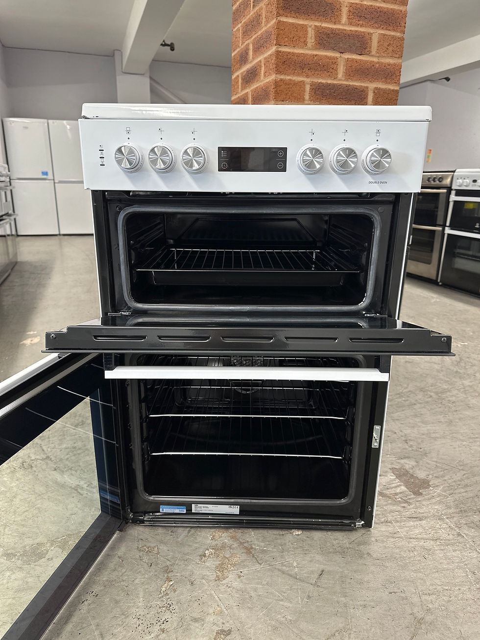 Thumbnail: (422) Beko 60cm Ceramic Hob Electric Cooker - EDC634W