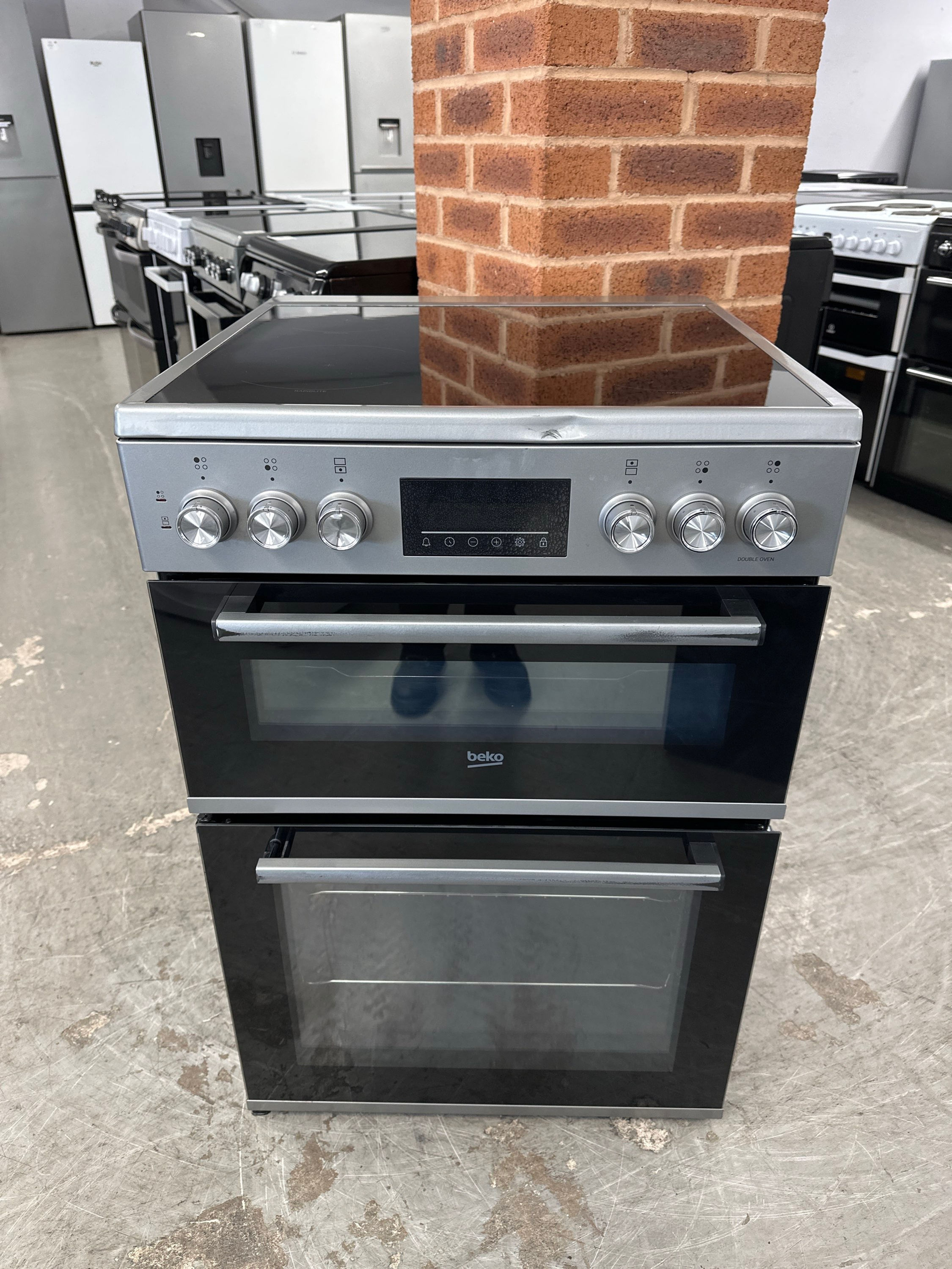 (838) Beko 60cm Ceramic Hob Electric Cooker - EDC6731S