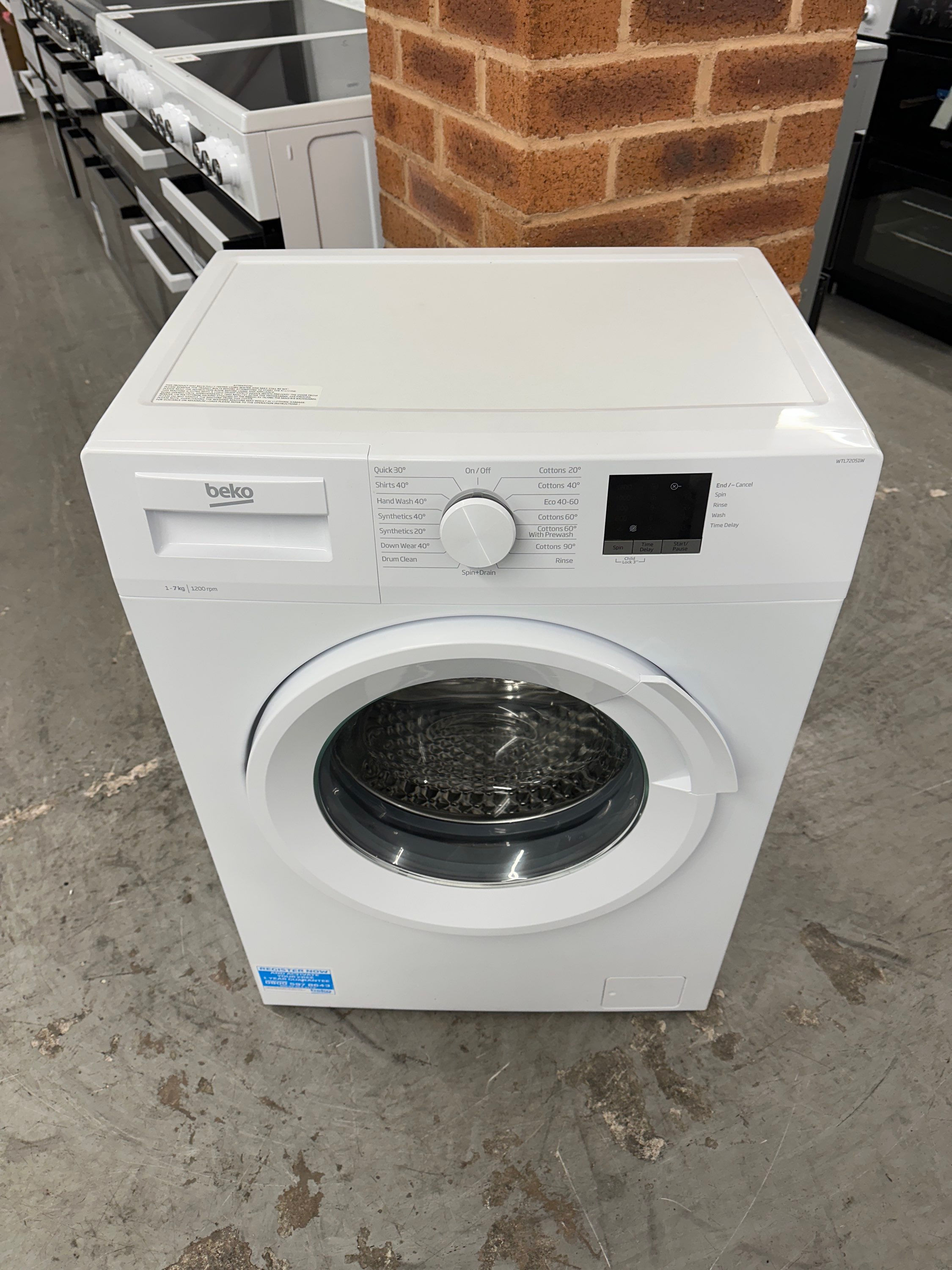 (130) Beko 7kg 1200 Spin Washing Machine - WTL72051W
