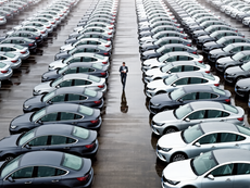 Hertz Hits 52-Week Low After Dilutive Offering and Guidance Cut