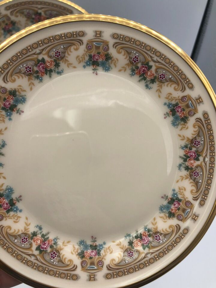 Thumbnail: Lenox VERSAILLES 5 Piece Place Setting EXCELLENT CONDITION